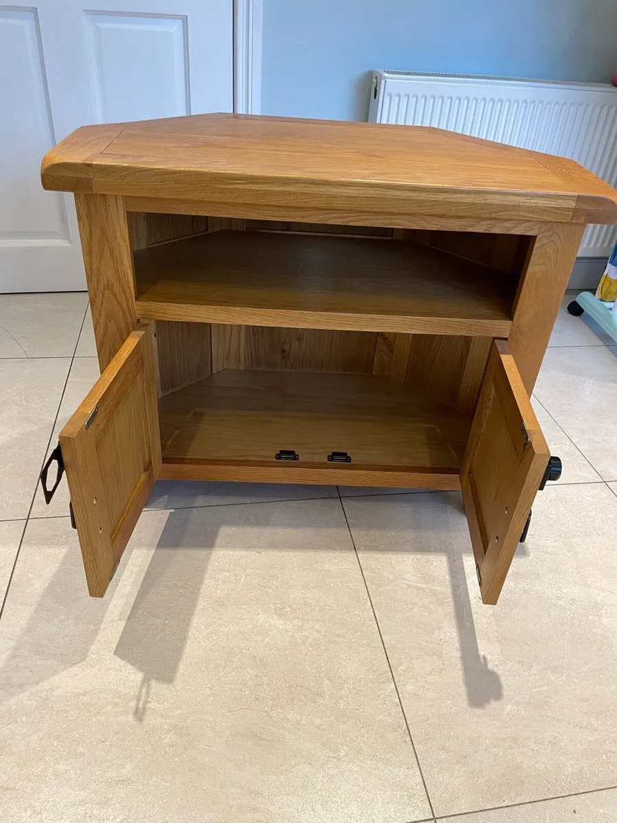 Tv stand with storage - Image 3