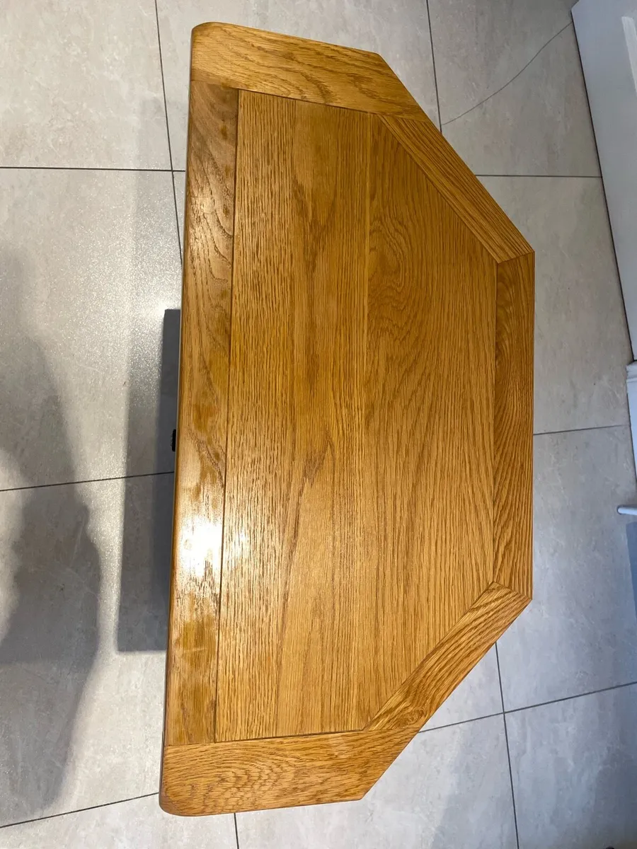 Tv stand with storage - Image 4