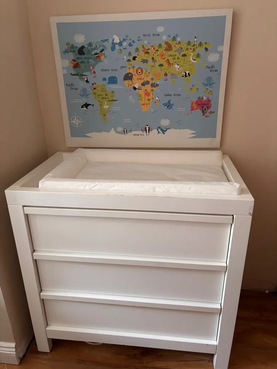 Mother are Bayswater Baby Changing Unit Dresser - Image 1