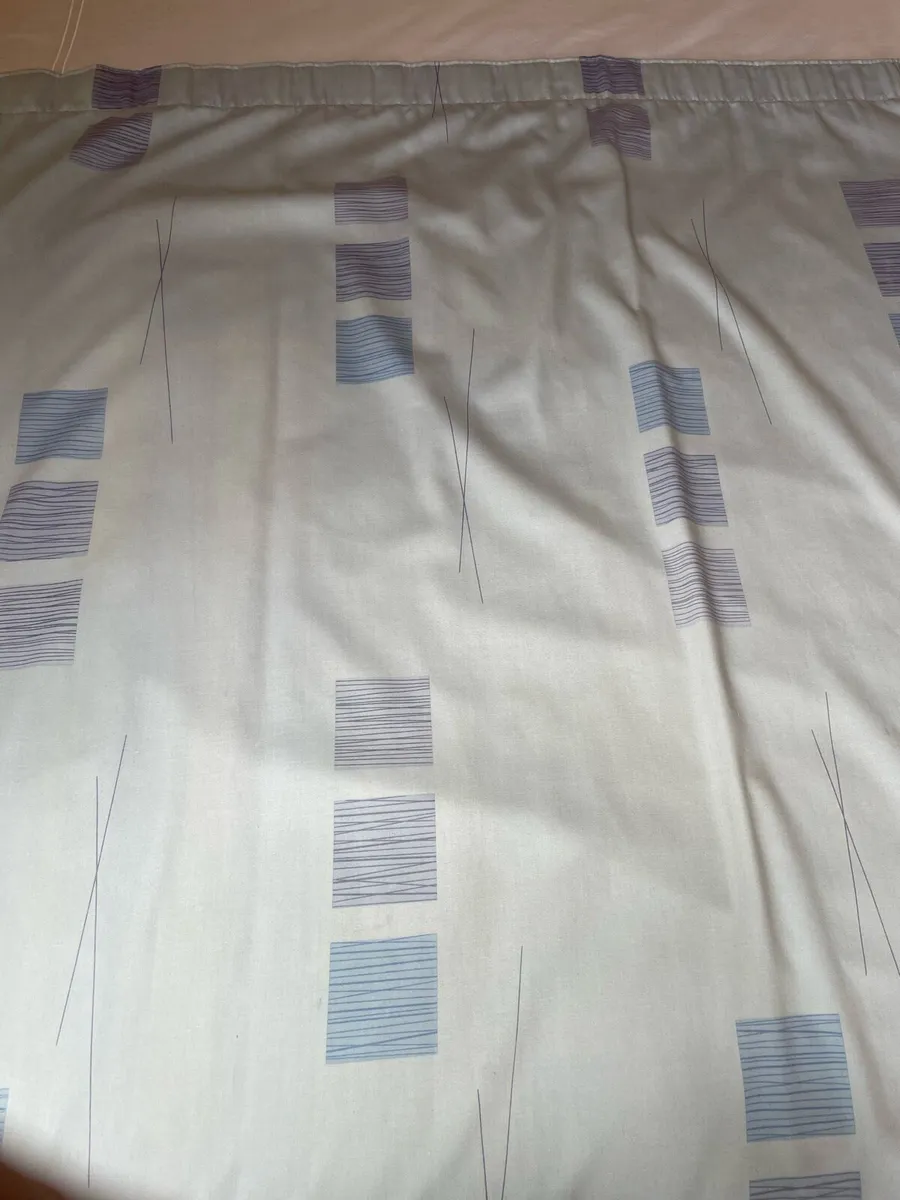 Pencil pleat lined curtains - Image 3