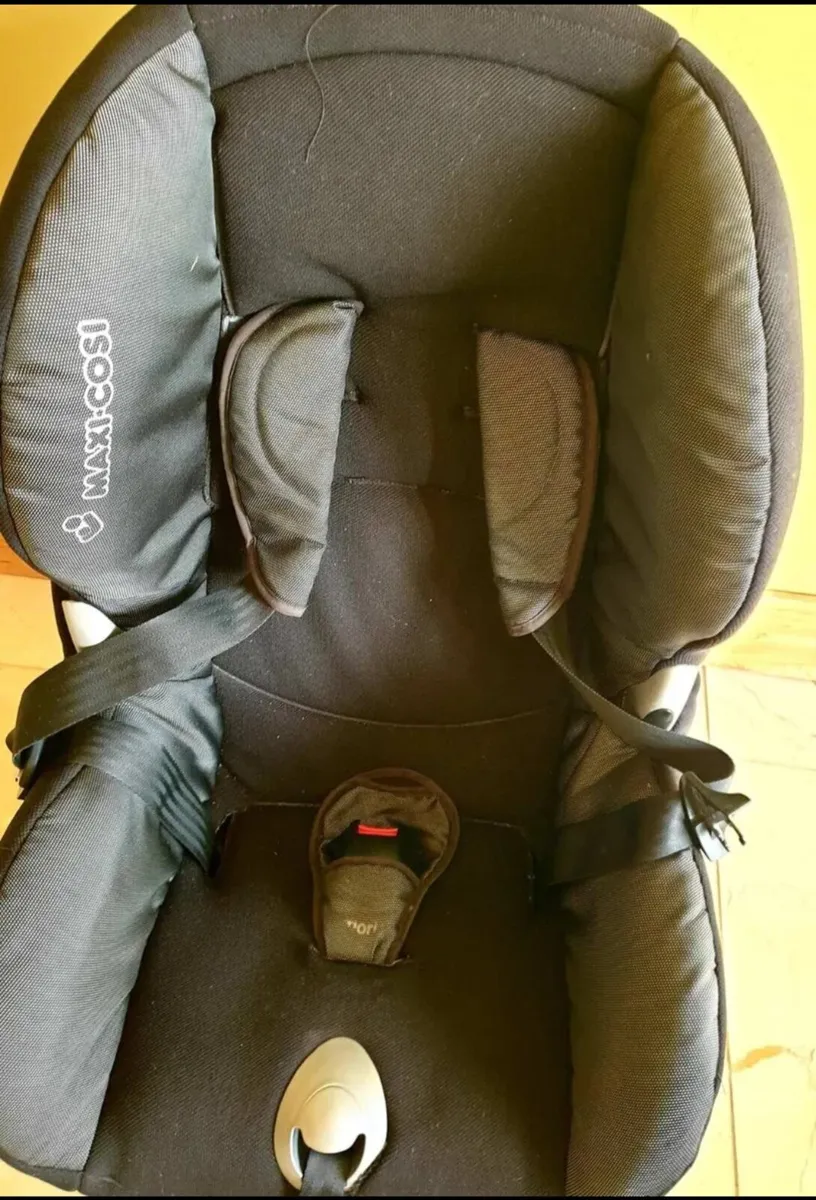 Maxi cosi car seat - Image 3