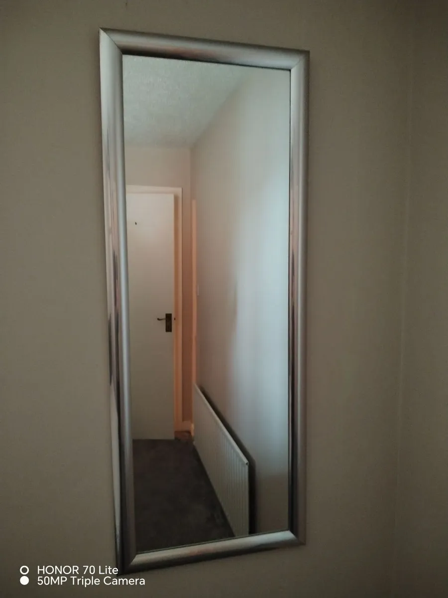 Bedroom furniture - Image 2