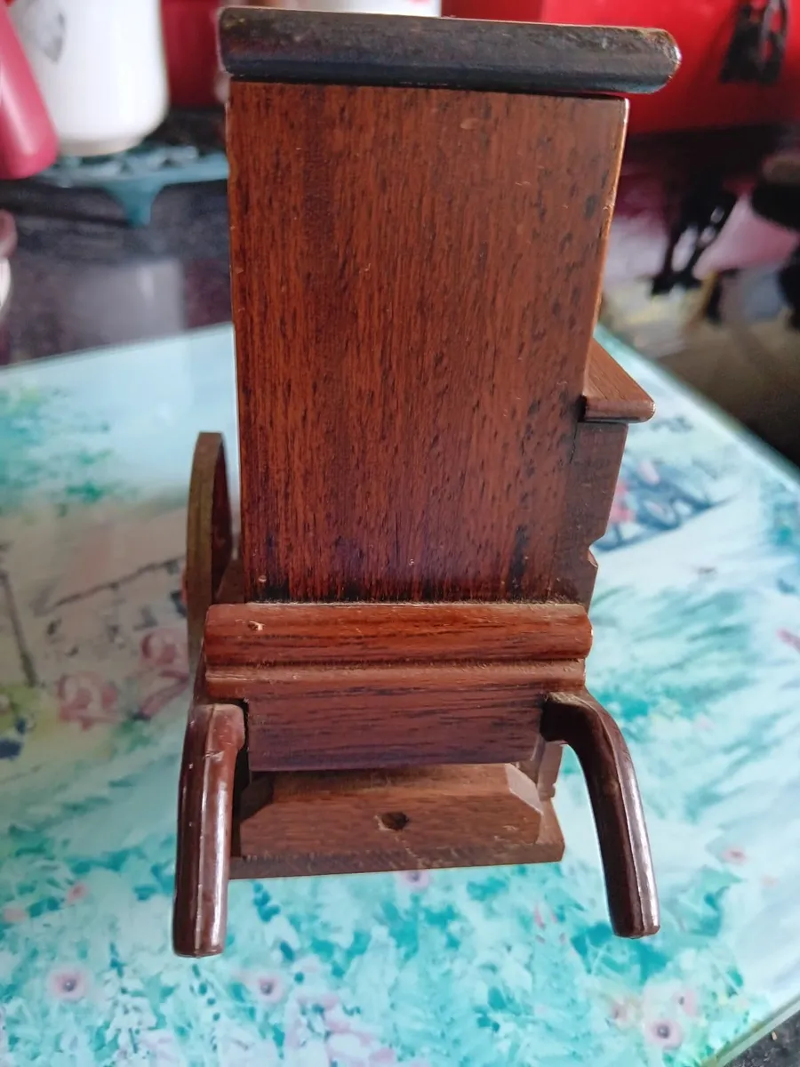 Antique music box - Image 2