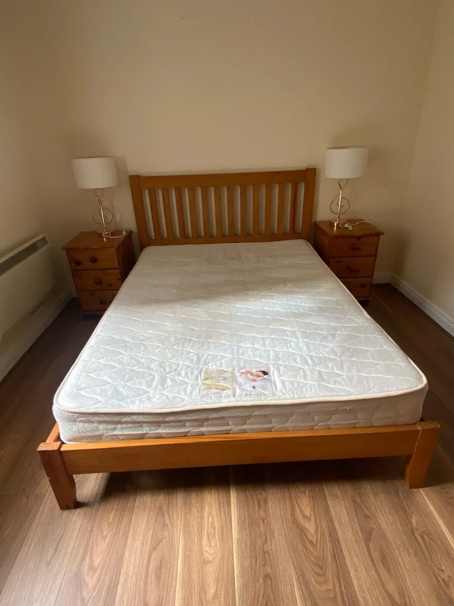Bed - Image 1