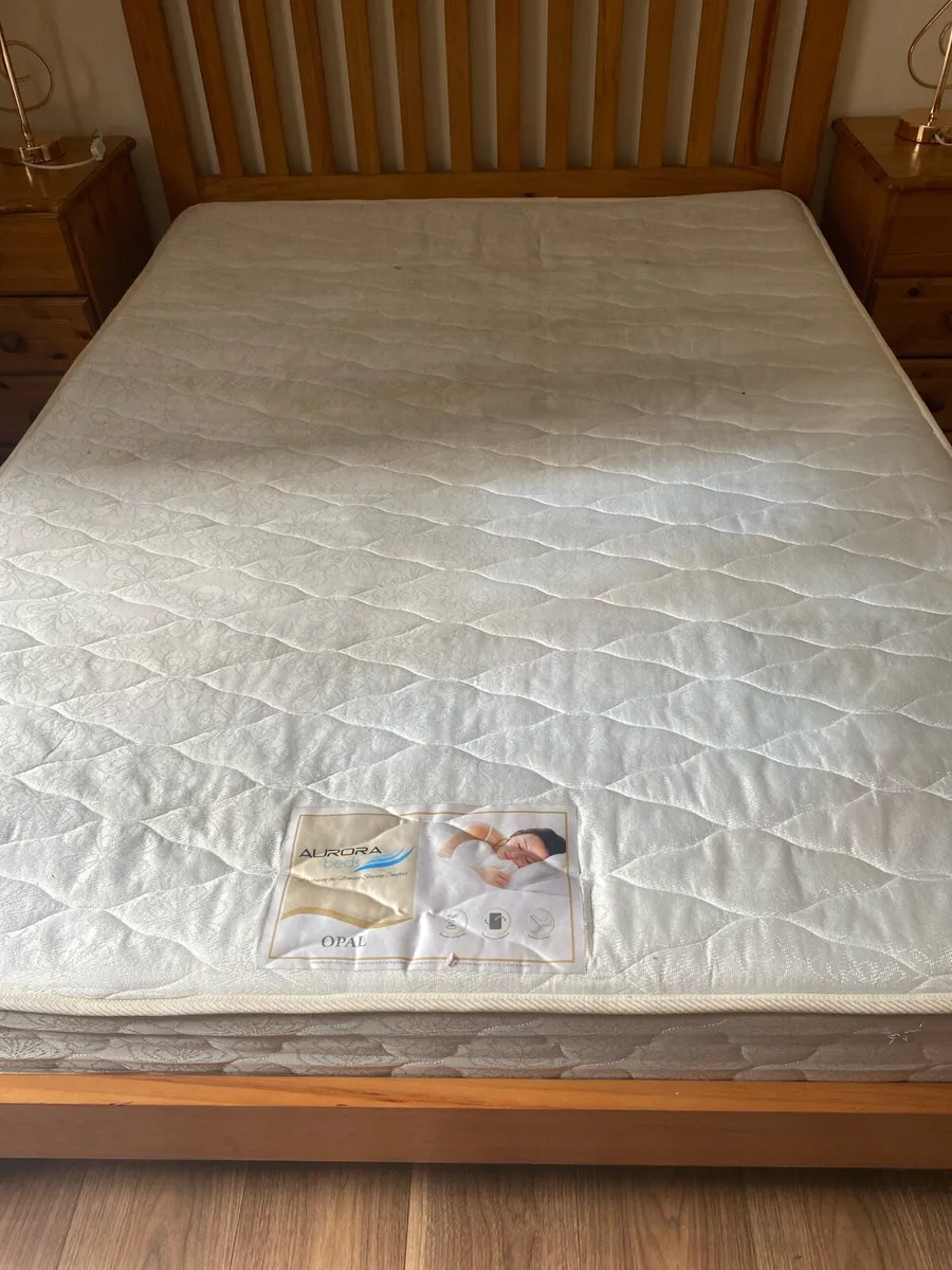 Bed - Image 2