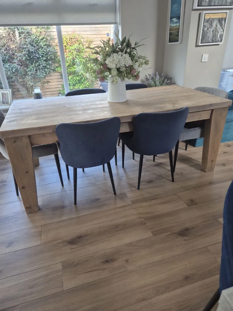 Dining Table - Image 3