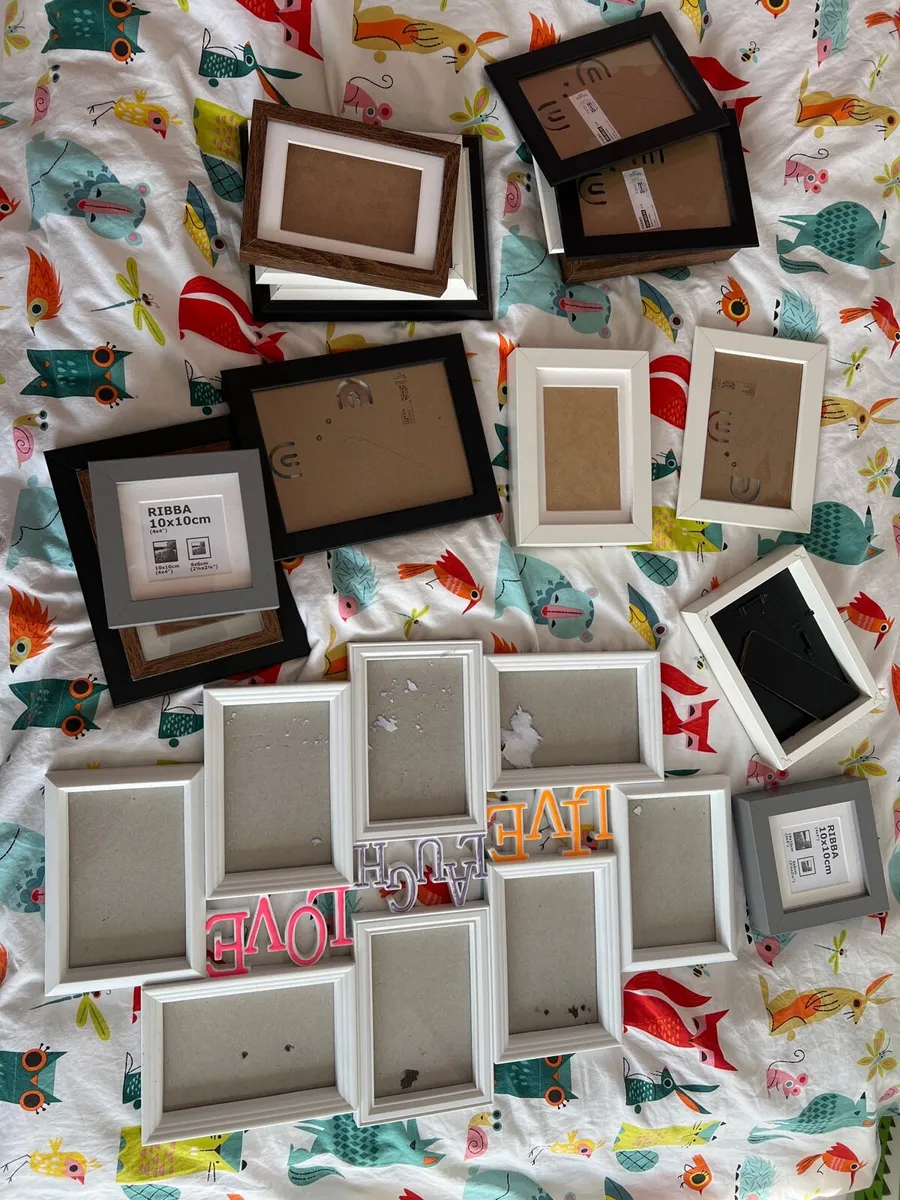 Assorted picture frames
