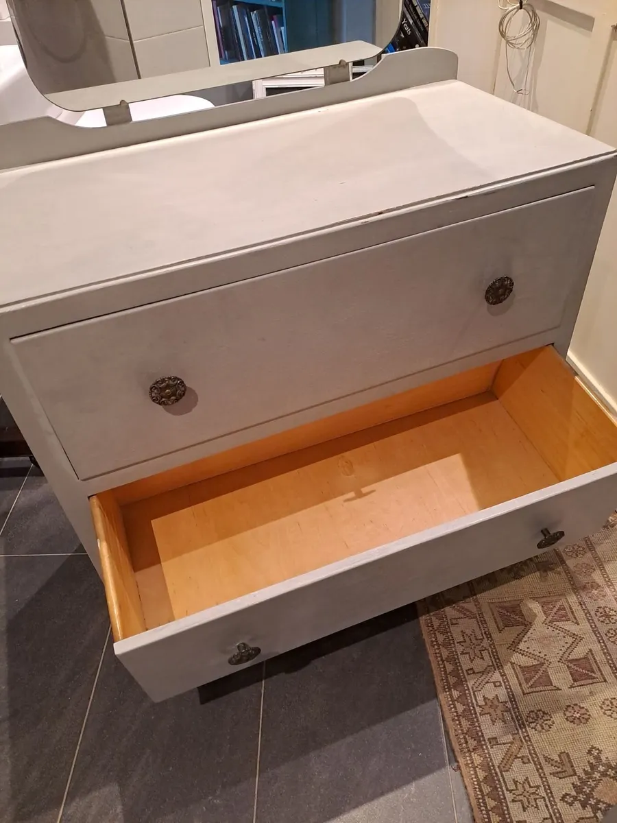 Mid century Dresser/Chest of Drawers with Mirror - Image 2