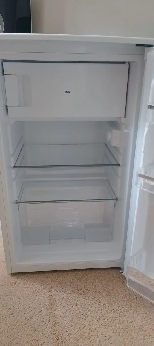 Refrigerator - Image 2