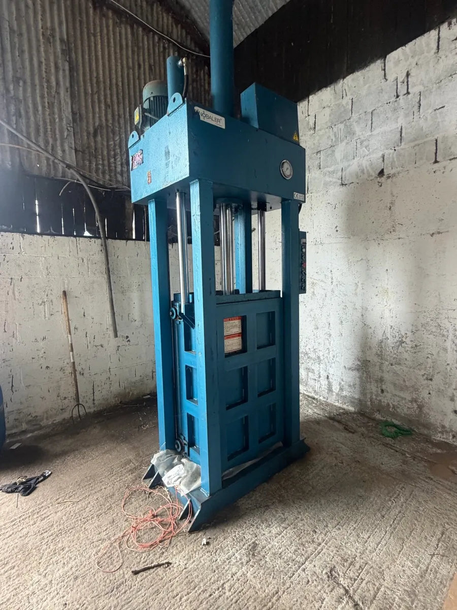 Compact bailer - Image 3