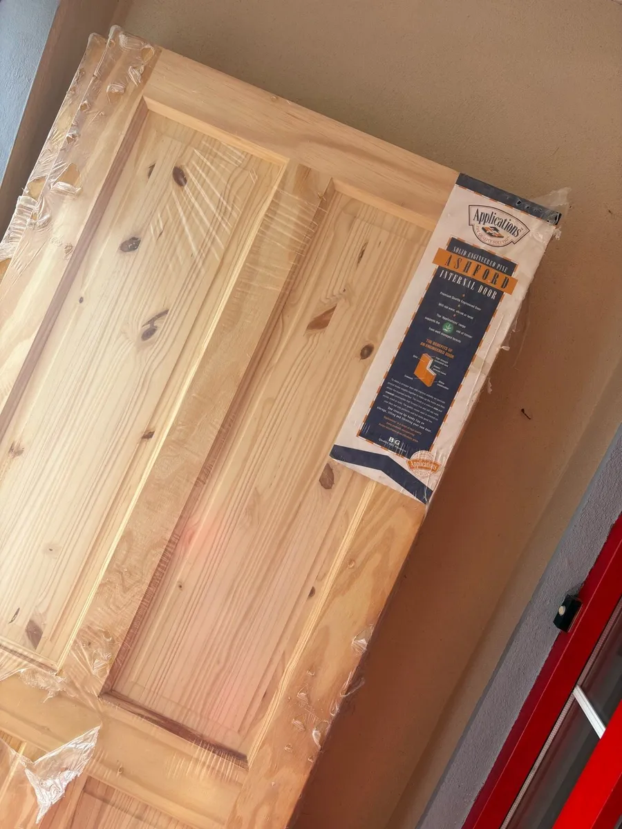 Solid engineered pine Ashford Internal Doors - Image 3