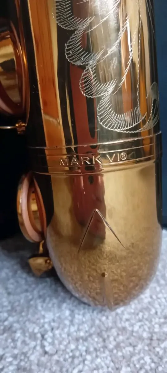 Tenor saxaphone - Image 2
