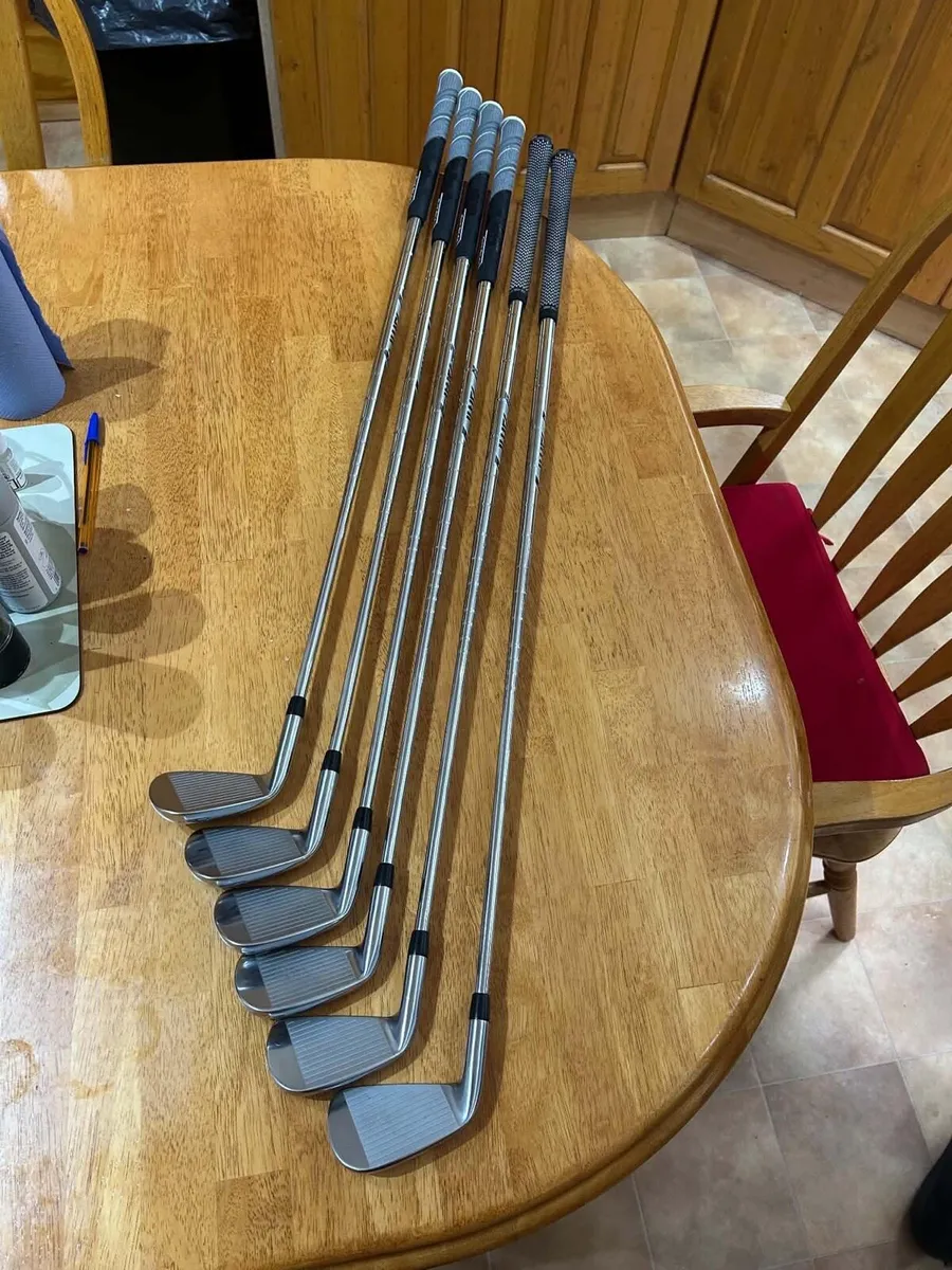 Titleist T200 Irons - Image 3