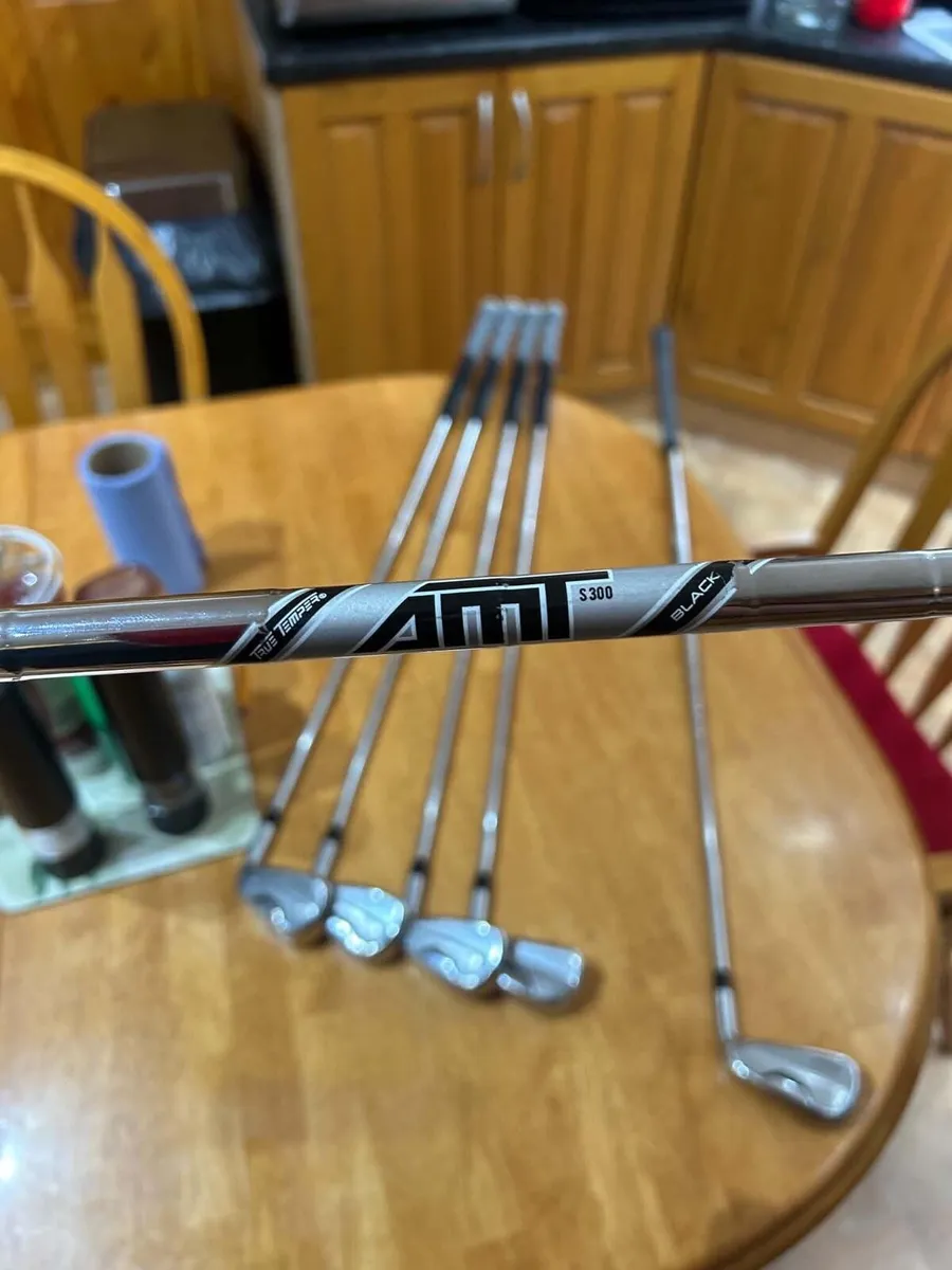 Titleist T200 Irons - Image 4