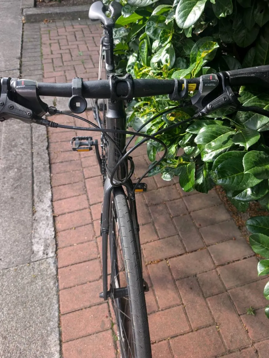 Giant Escape Hybrid Bike - Image 2