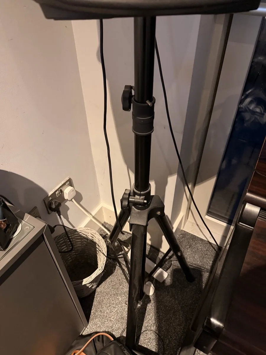 EKHO Sound RS12a Active PA Speaker + Stand - Image 3