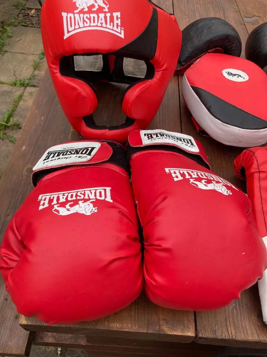 Boxing Set Bargain only 50 EURO or NBO - Image 2