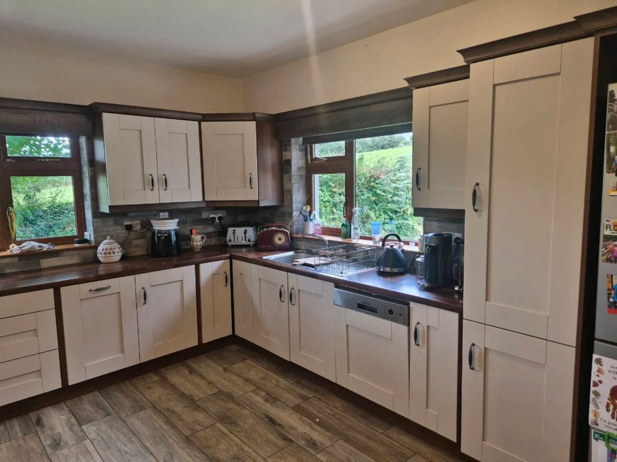 Kitchen - Image 3