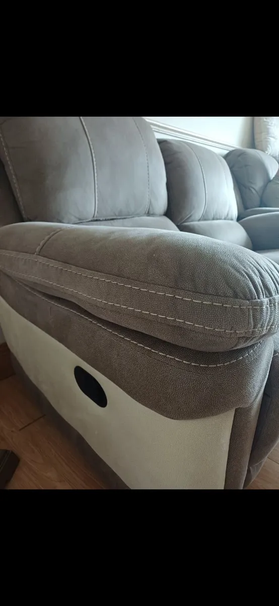Sofa - Image 3