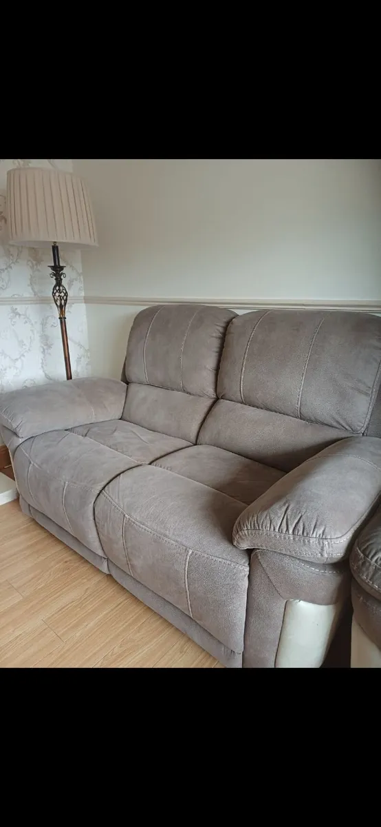 Sofa - Image 4