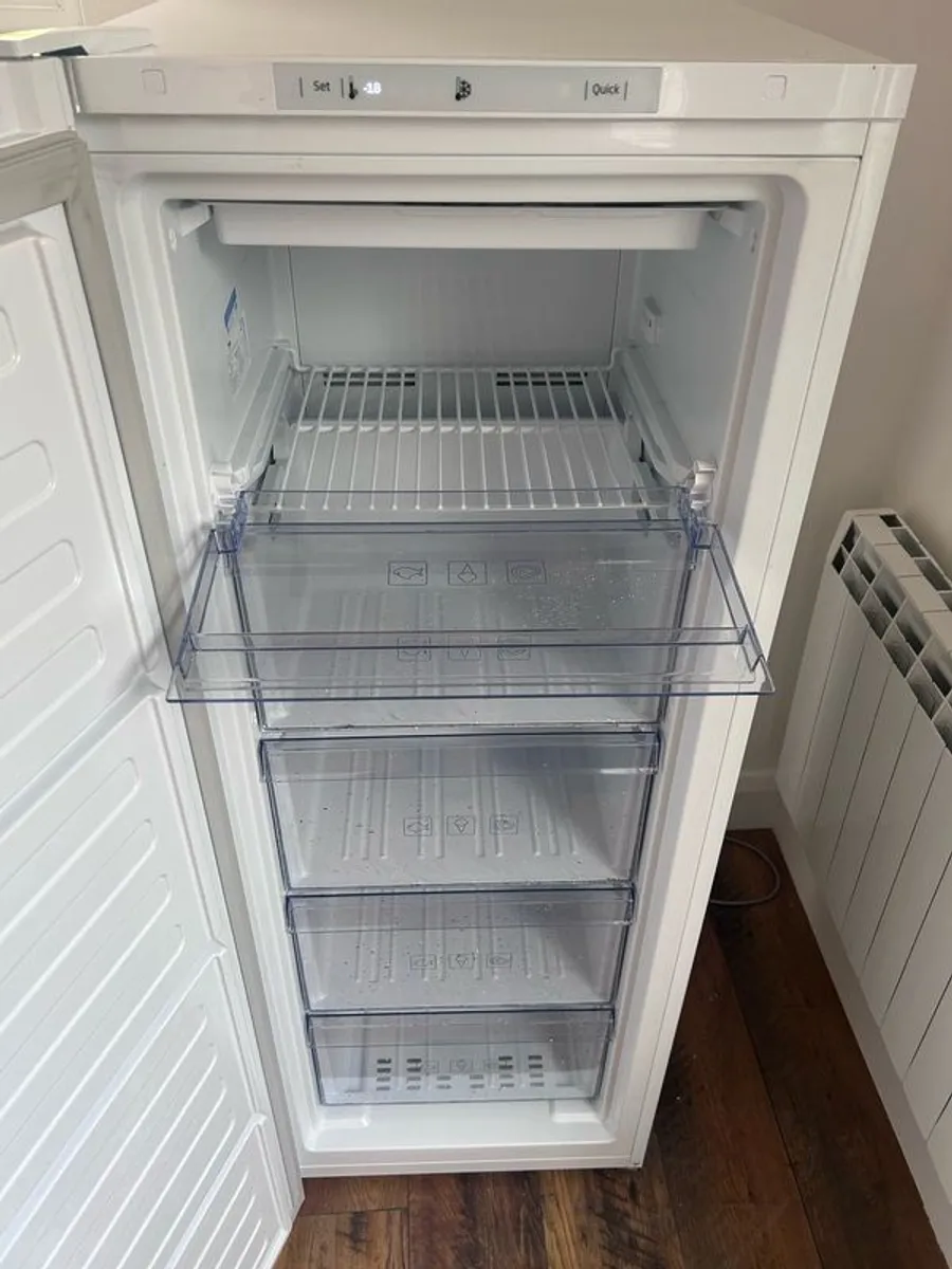 Beko tall freezer - Image 4