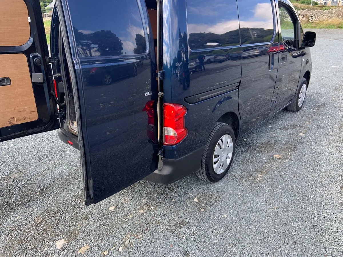 Nissan NV200 - Image 4