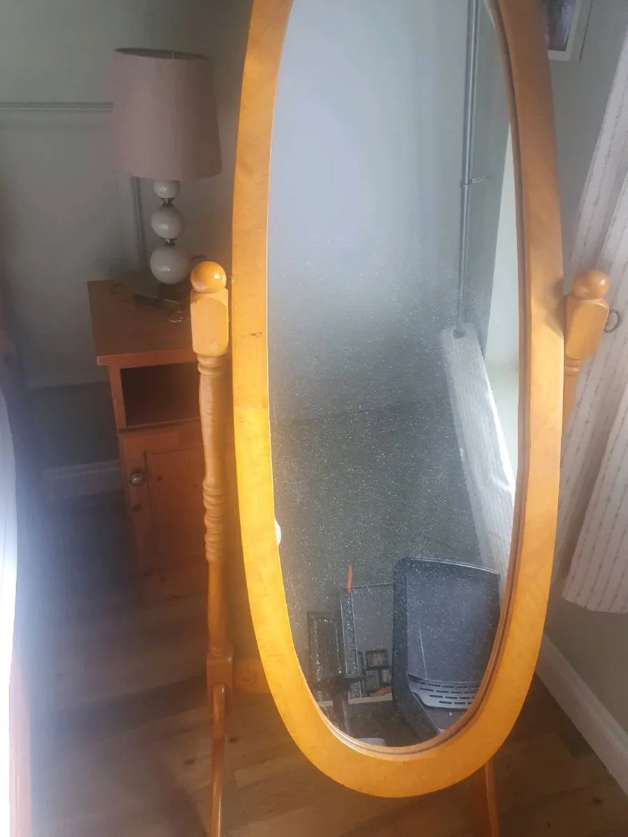 Mirror - Image 1
