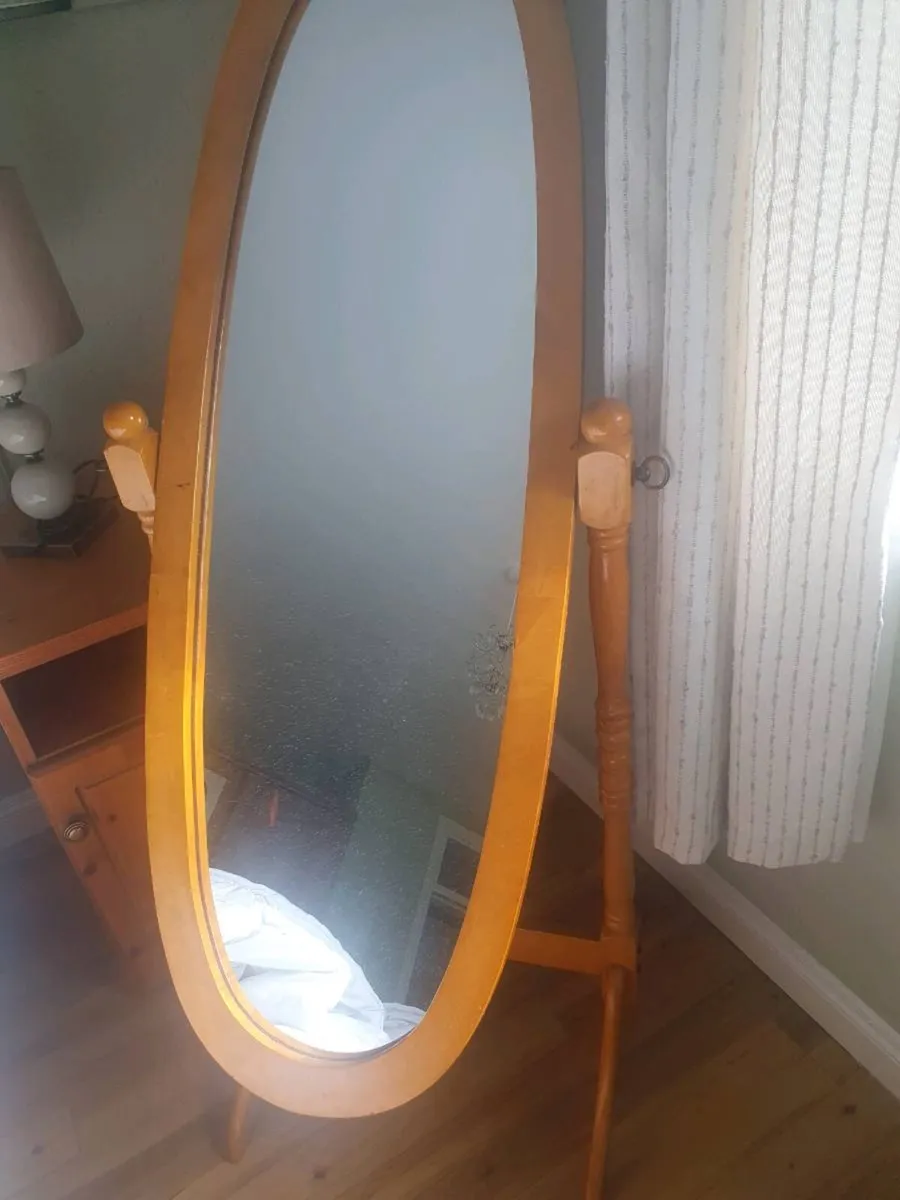 Mirror - Image 2