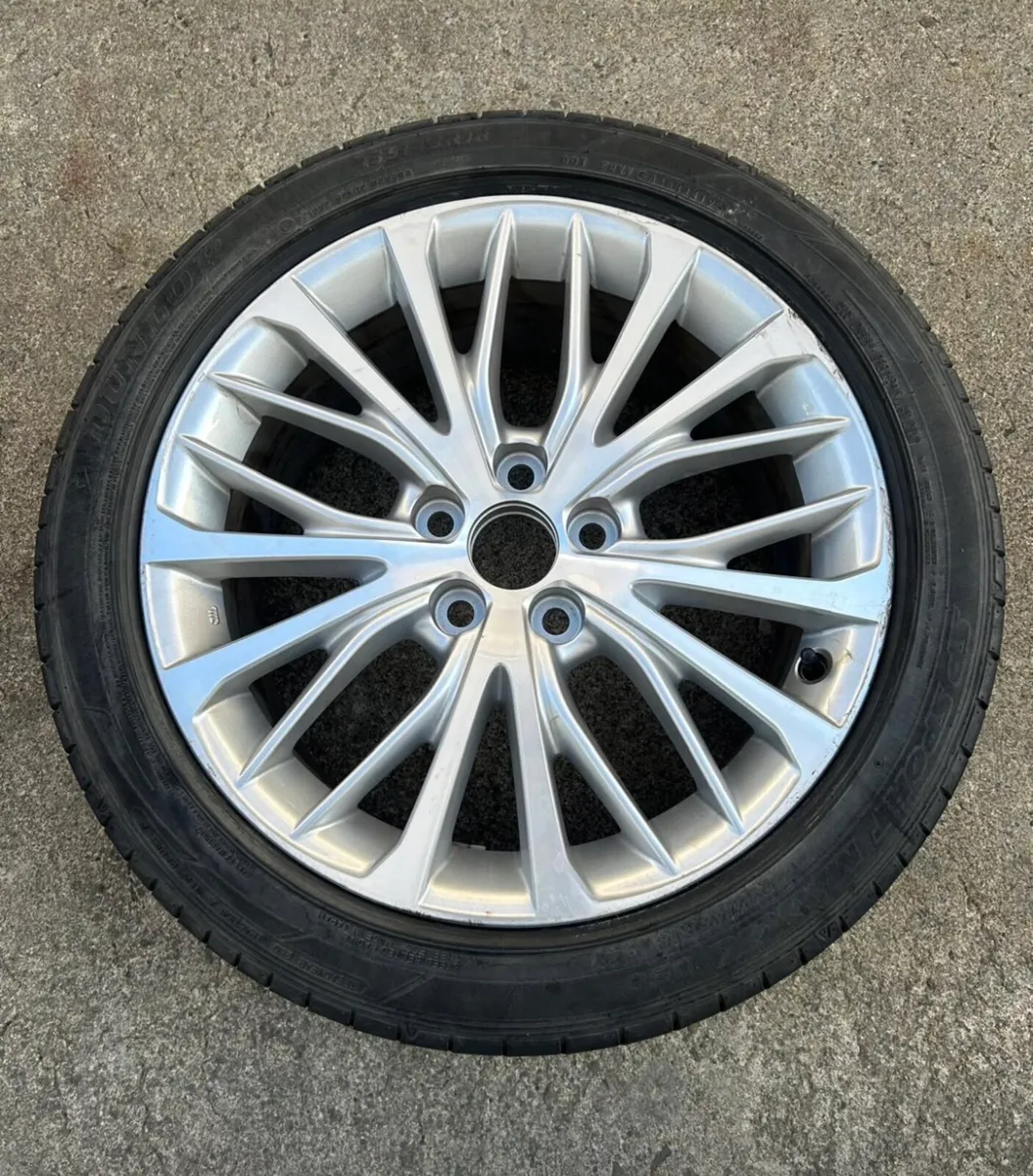 211 Toyota Camry alloy wheel 18”
