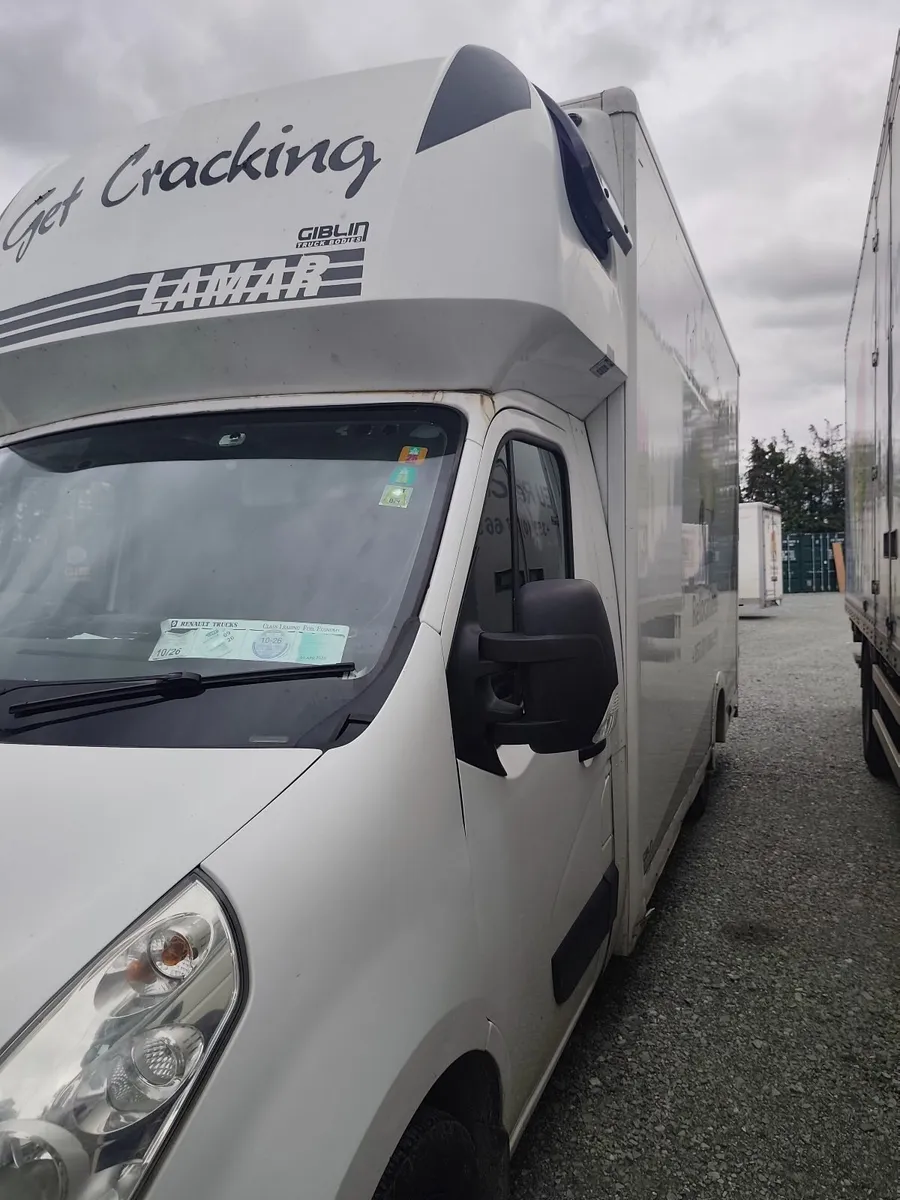 Renault Master 2019 - Image 1
