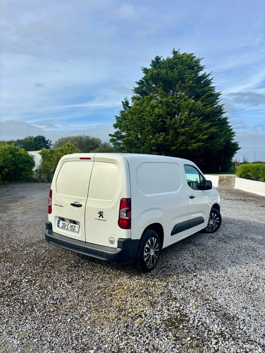 Peugeot Partner Van - Image 3