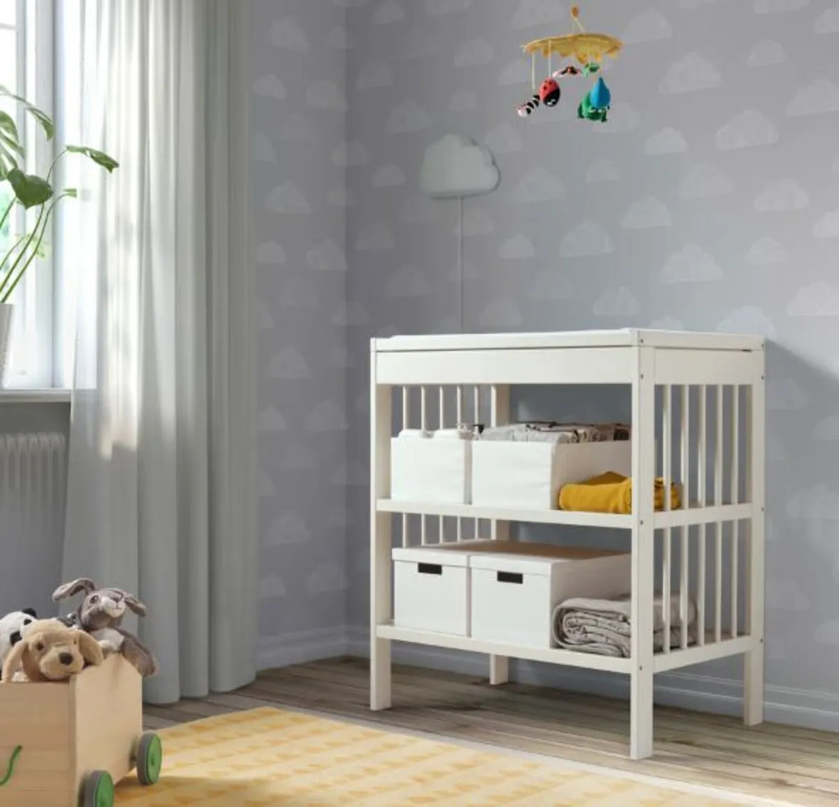 IKEA GULLIVER Changing Table + VÄDRA Mat - Image 1