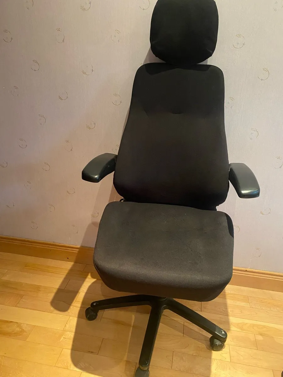 KAB seating office chair - Image 1