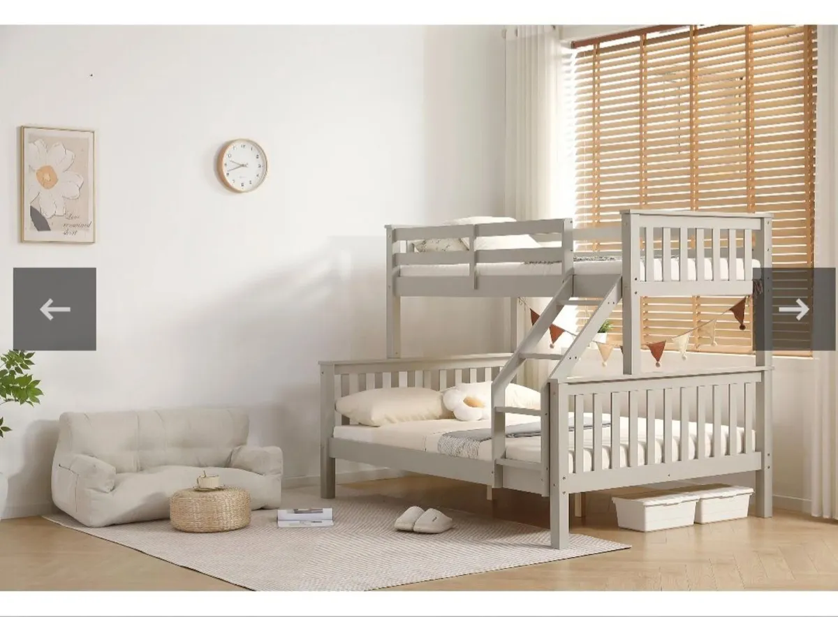 Bunk bed - Image 1