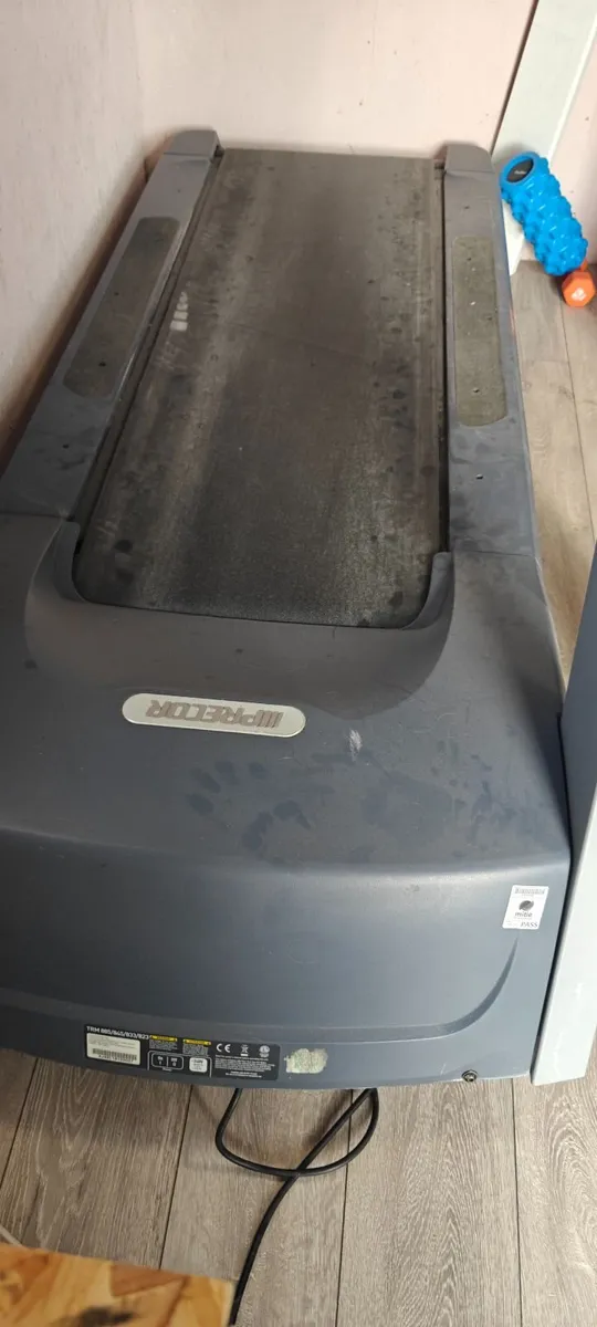 Precor treadmill TRM 885 - Image 4