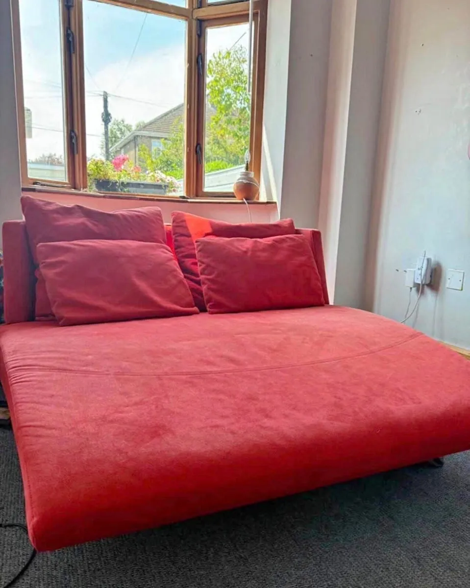 Red sofa /sofa bed - Image 1