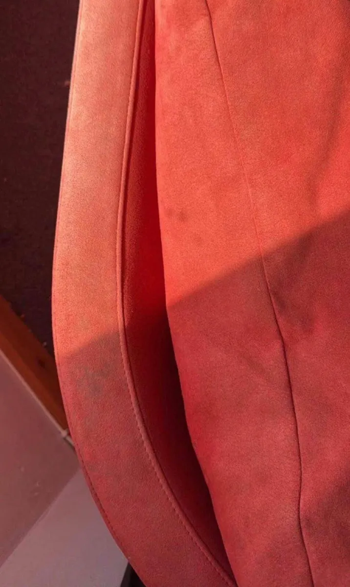 Red sofa /sofa bed - Image 4