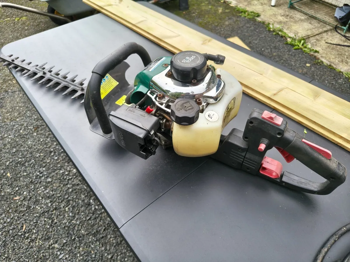 Hedge trimmer - Image 1