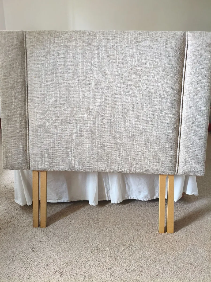 Single headboard