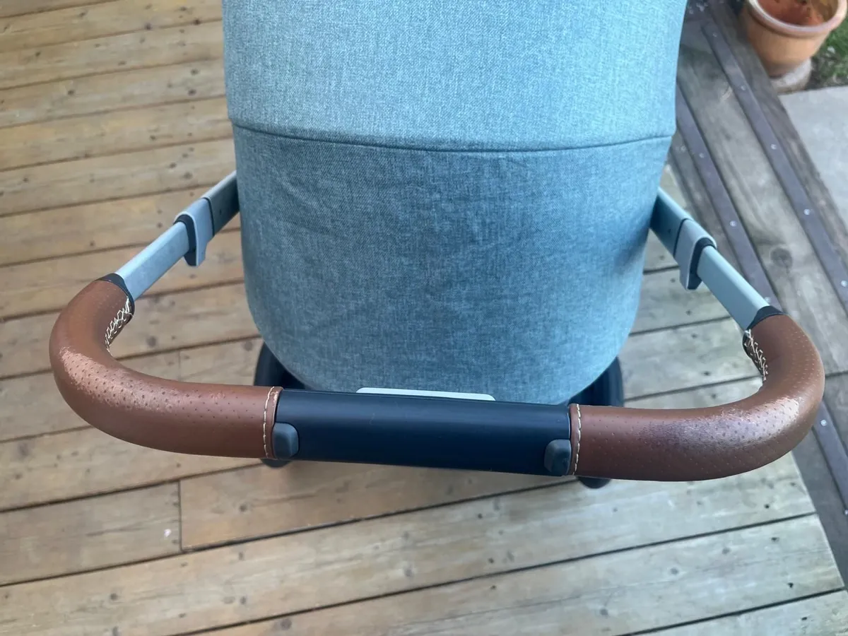 Uppababy Complete Travel System - Image 2