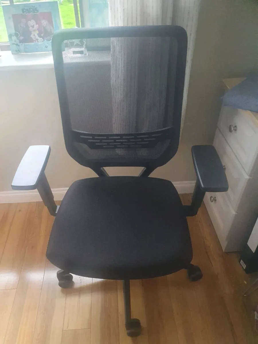 Office chairs - Image 4