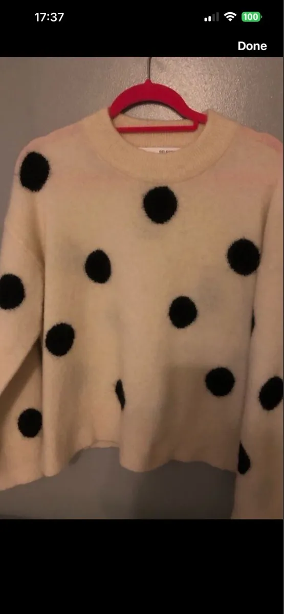 Ladies stunning designer jumper size L €15 - Image 1