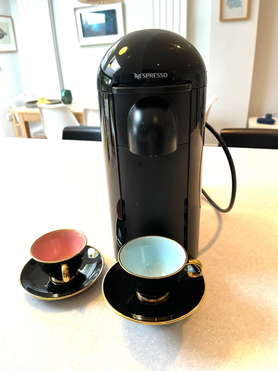 Nespresso VertuoPlus -hardly used - Image 3