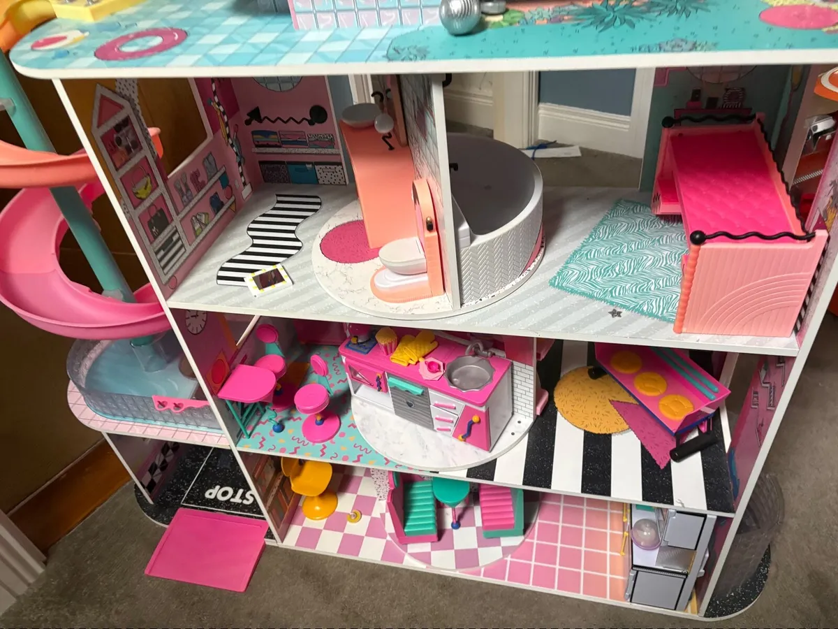 lol dolls house - Image 3
