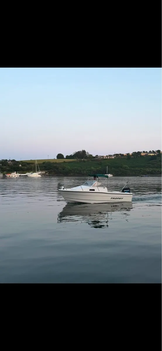 Trophy 1802 - Image 2