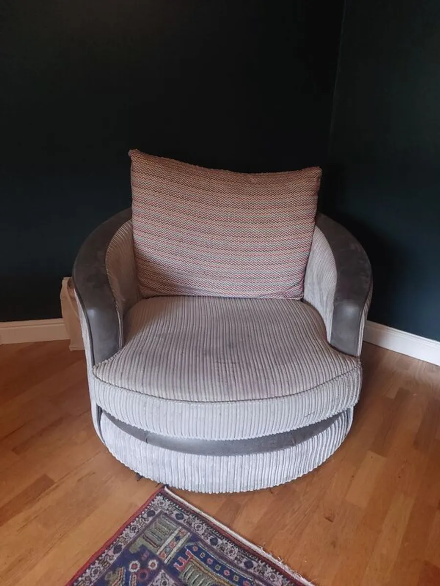 Grey swivel armchair - Image 1