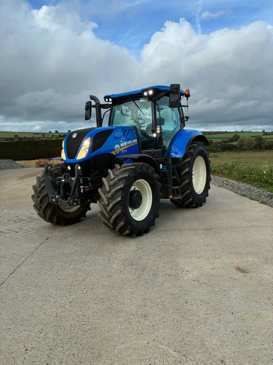 Tractor - Image 3