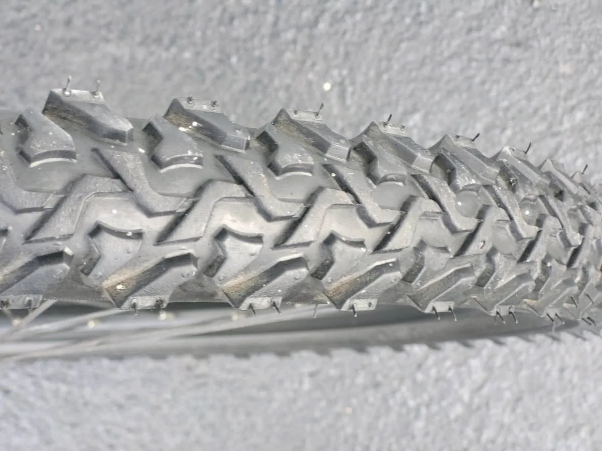 GUYS FELT DISC BRAKE BIKE - Image 3