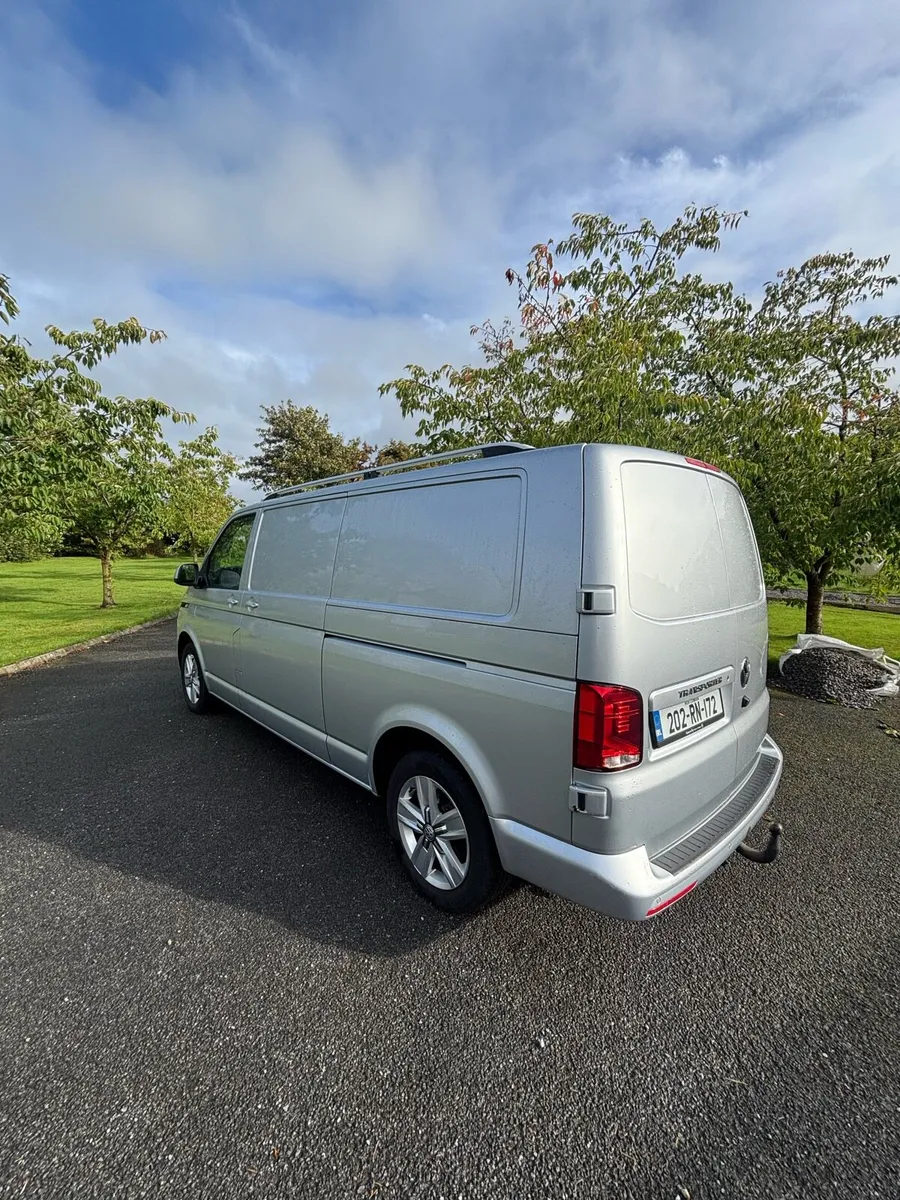 Volkswagen Transporter 2020 Auto Low kms - Image 3