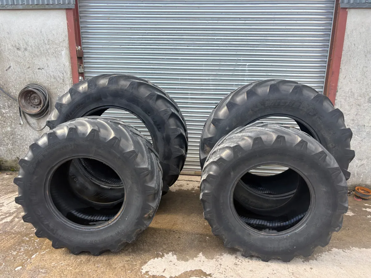 710/60/38+600/60/28 Michelins - Image 3